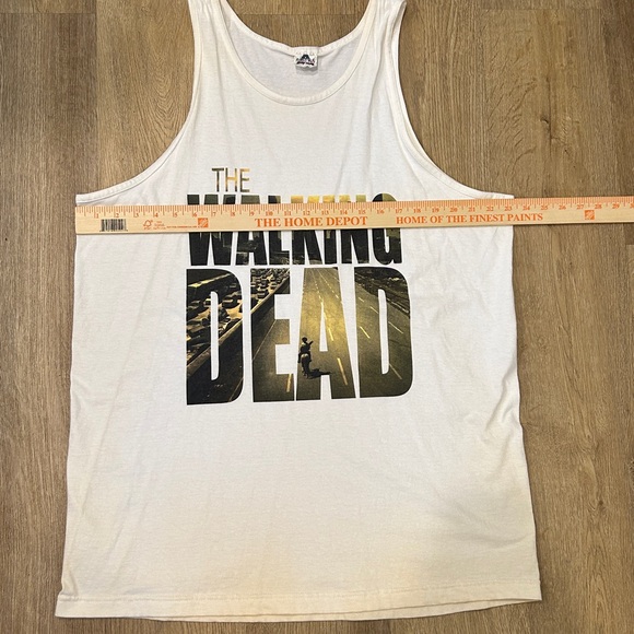 2010 Walking Dead Men’s Tank Top by Alstyle | Size XL - Picture 7 of 9